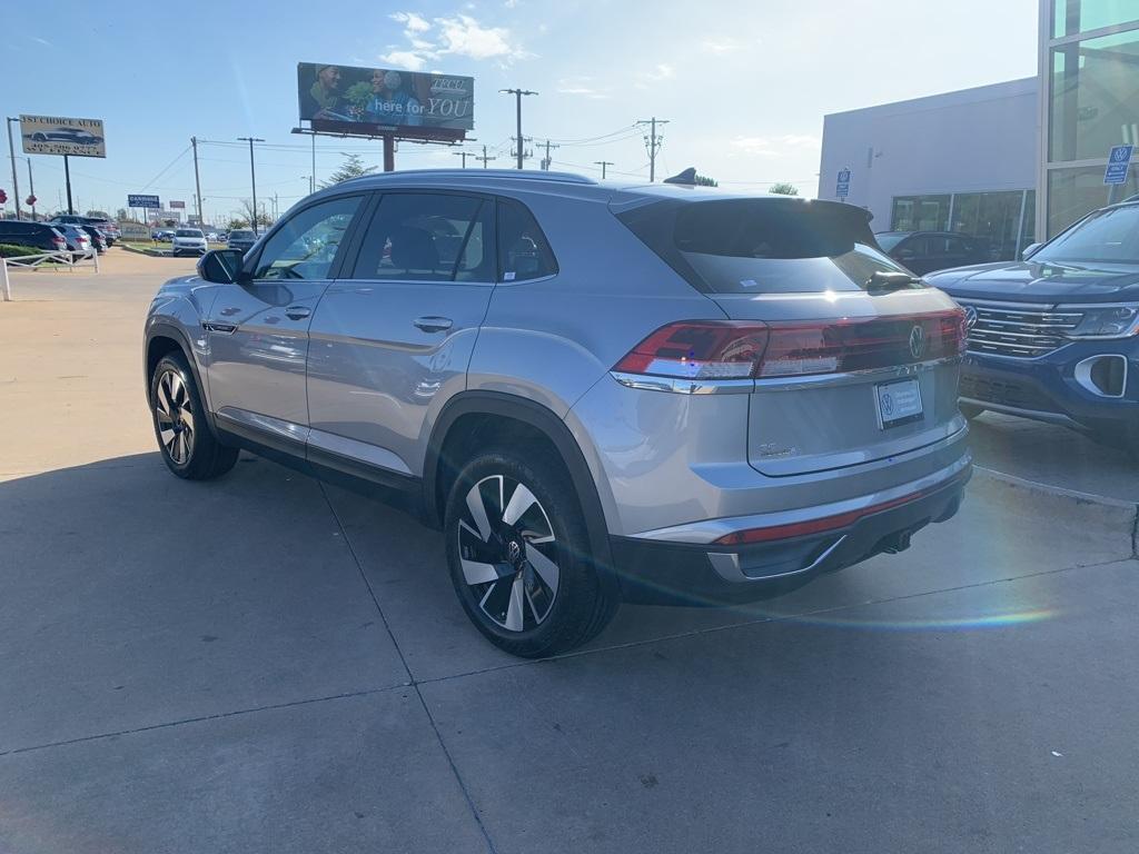 new 2025 Volkswagen Atlas Cross Sport car, priced at $44,091