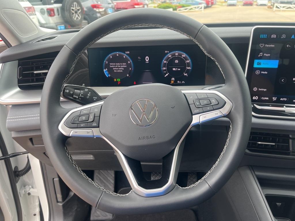 new 2025 Volkswagen Tiguan car, priced at $35,579