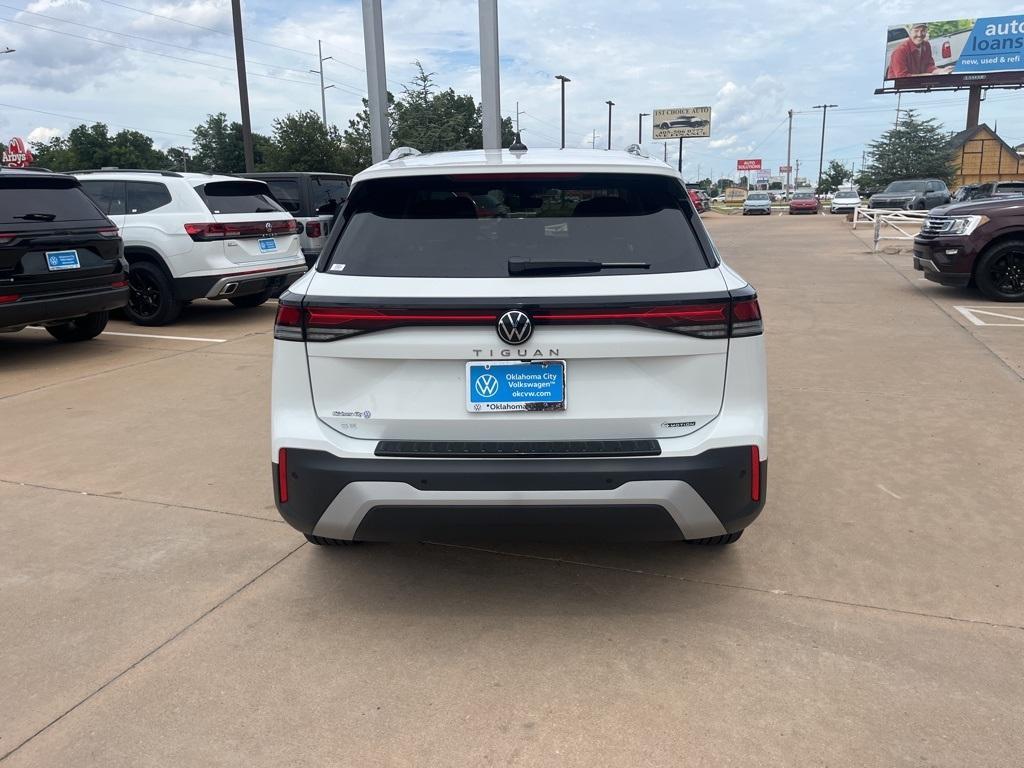 new 2025 Volkswagen Tiguan car, priced at $35,579