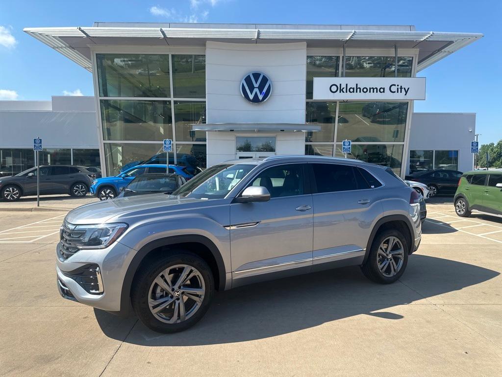 new 2024 Volkswagen Atlas Cross Sport car, priced at $47,099