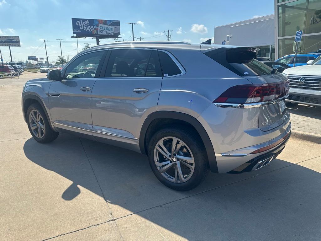 new 2024 Volkswagen Atlas Cross Sport car, priced at $43,583