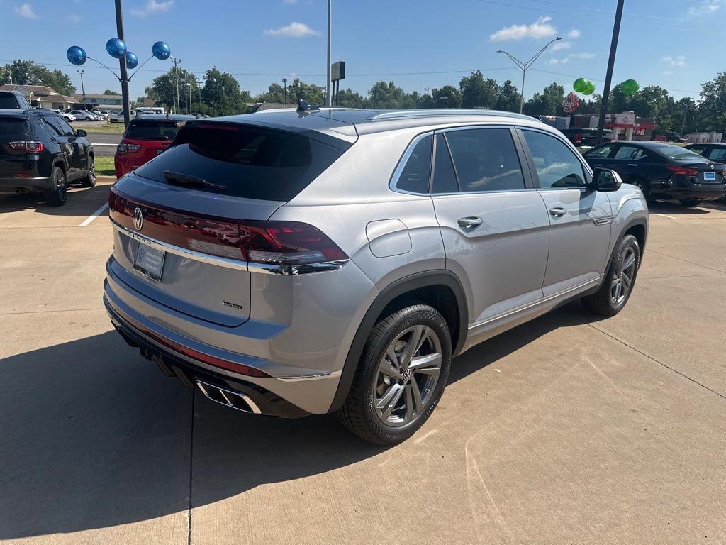 new 2024 Volkswagen Atlas Cross Sport car, priced at $43,583