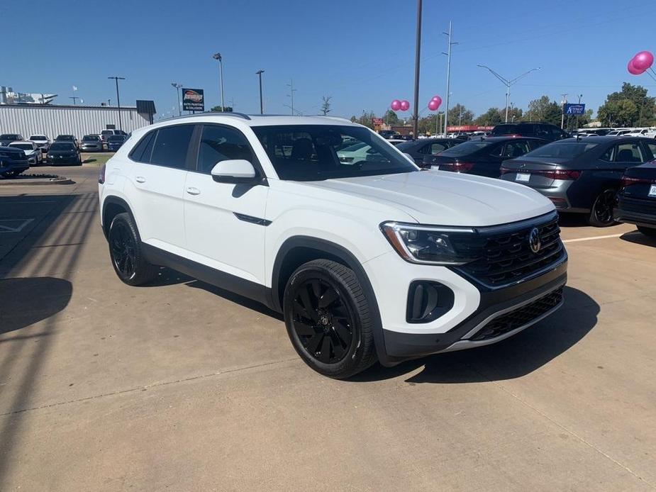 new 2025 Volkswagen Atlas Cross Sport car, priced at $47,411