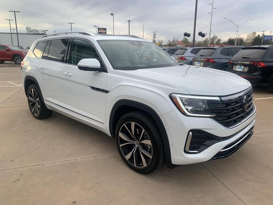 new 2025 Volkswagen Atlas car, priced at $54,773