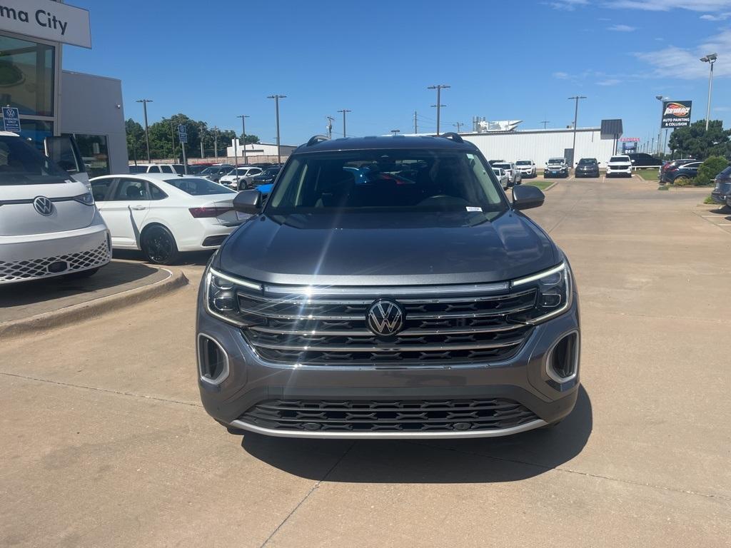 used 2024 Volkswagen Atlas car, priced at $31,900
