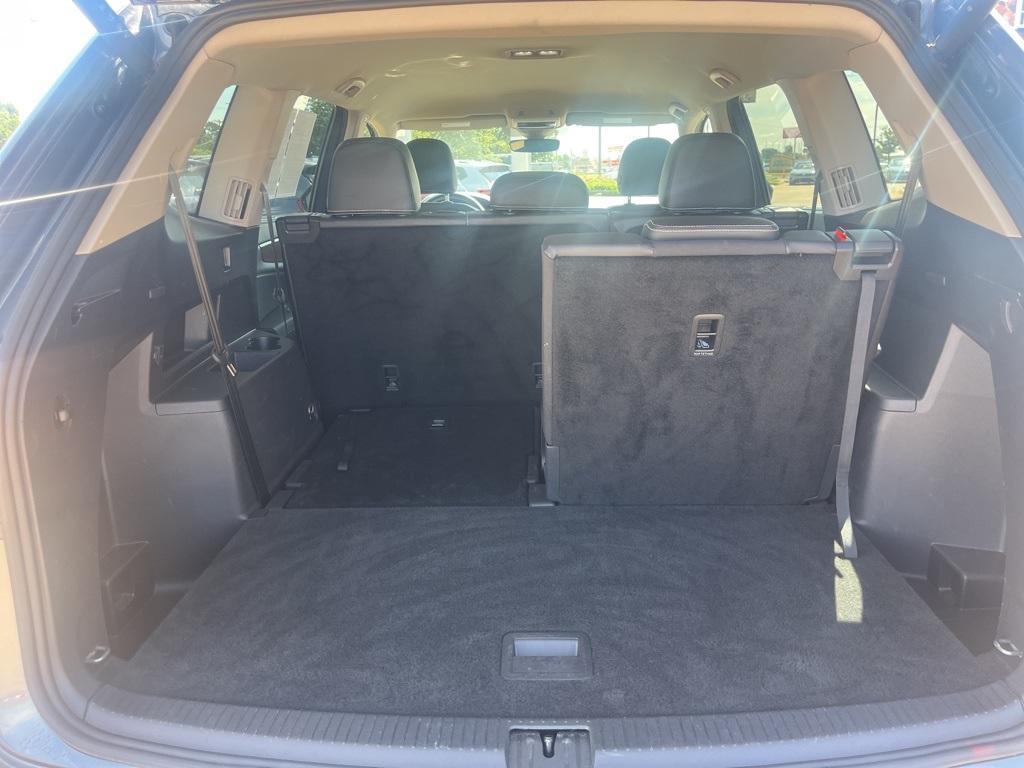 used 2024 Volkswagen Atlas car, priced at $31,900