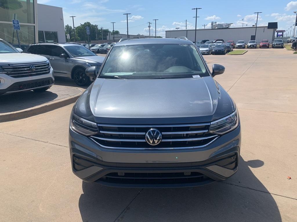 new 2024 Volkswagen Tiguan car, priced at $33,701