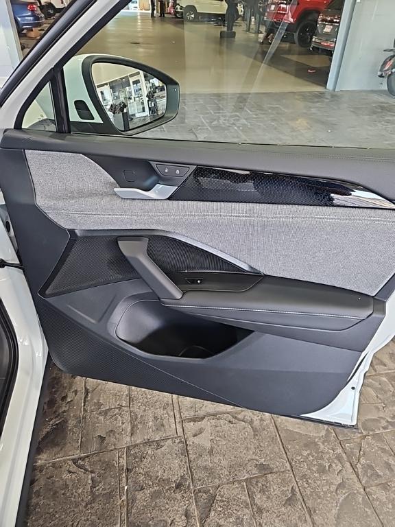 new 2025 Volkswagen Tiguan car, priced at $31,288