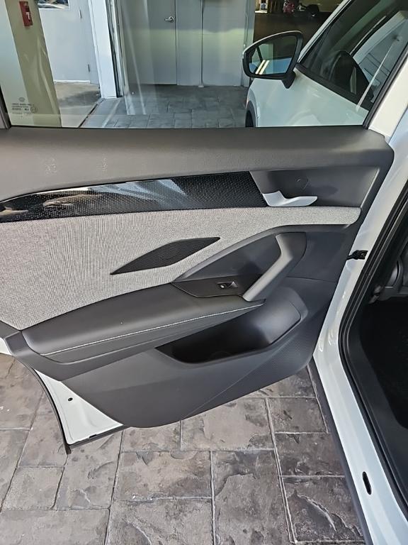 new 2025 Volkswagen Tiguan car, priced at $31,288