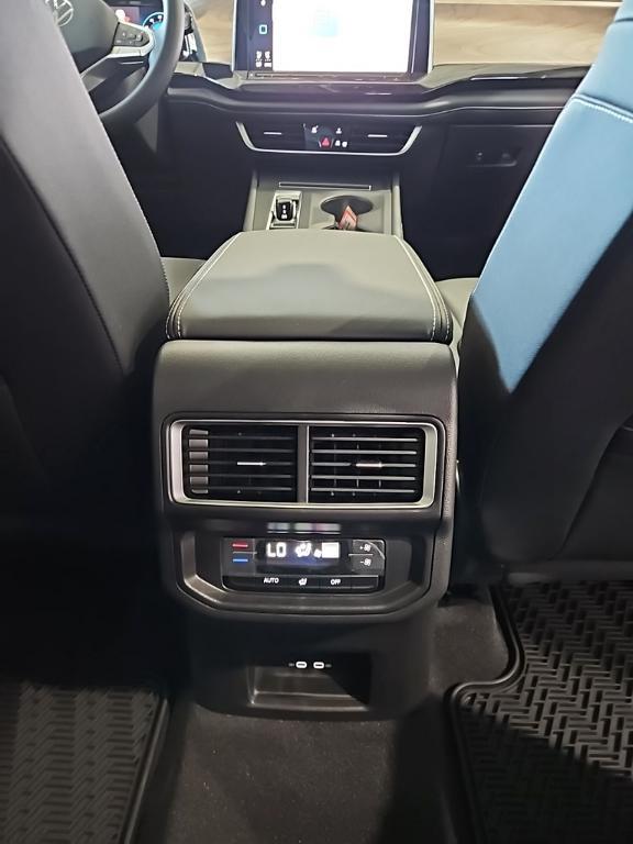 new 2026 Volkswagen Atlas car