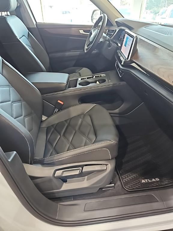new 2026 Volkswagen Atlas car