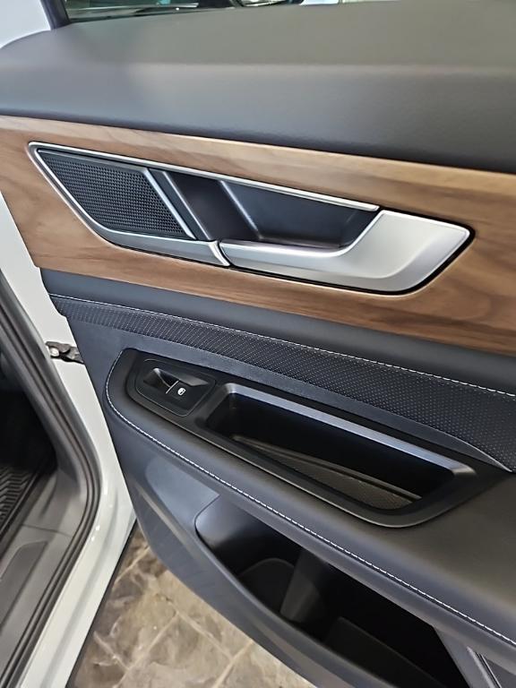 new 2026 Volkswagen Atlas car