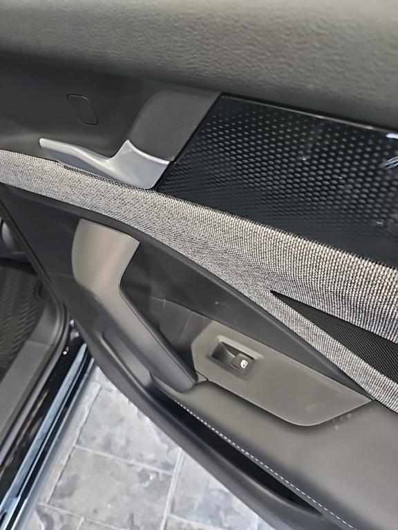 new 2025 Volkswagen Tiguan car, priced at $29,961