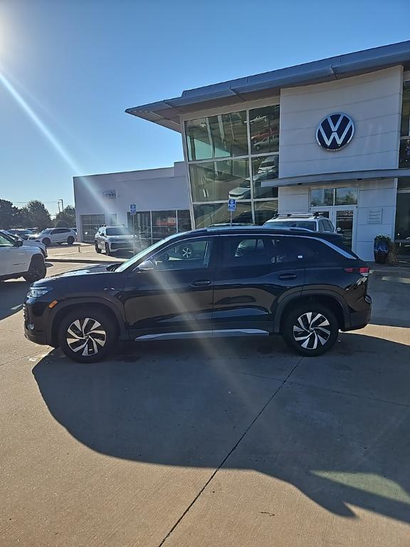 new 2025 Volkswagen Tiguan car, priced at $29,961