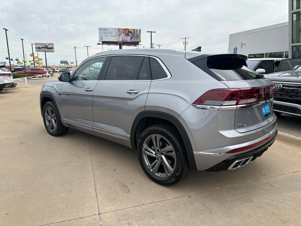 new 2024 Volkswagen Atlas Cross Sport car, priced at $47,099