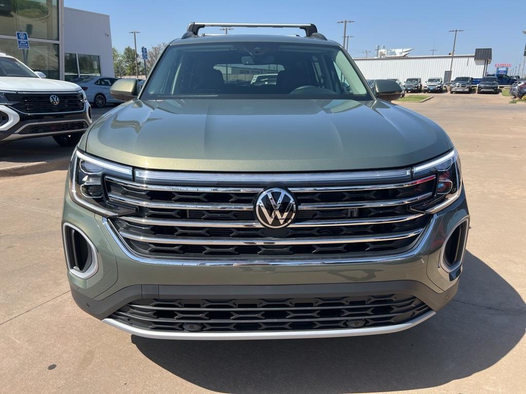 new 2025 Volkswagen Atlas car, priced at $45,843