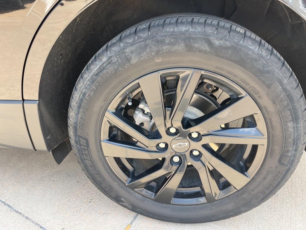 used 2024 Chevrolet Equinox car, priced at $21,475
