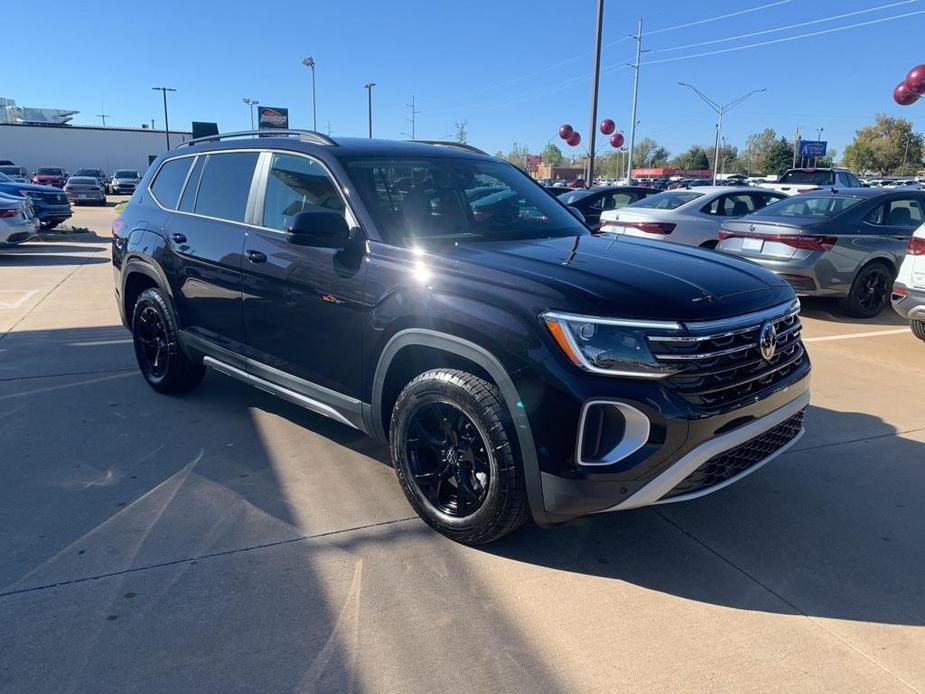 new 2025 Volkswagen Atlas car, priced at $48,002