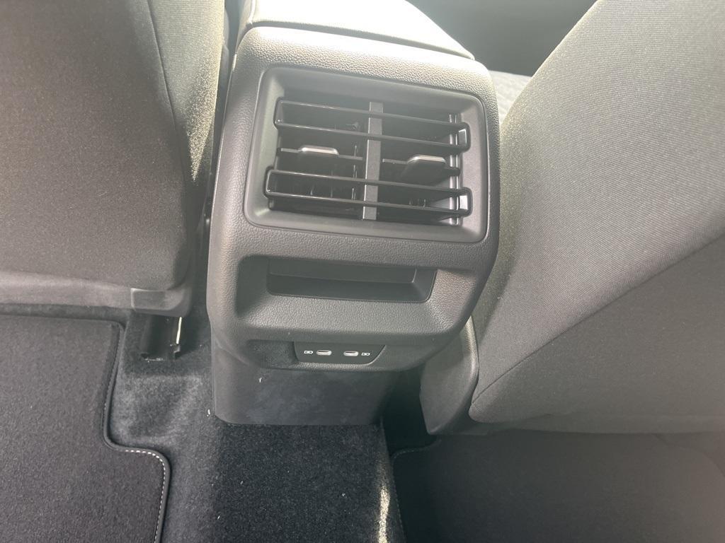 new 2025 Volkswagen Tiguan car, priced at $31,786