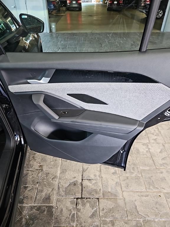 new 2025 Volkswagen Tiguan car, priced at $31,671