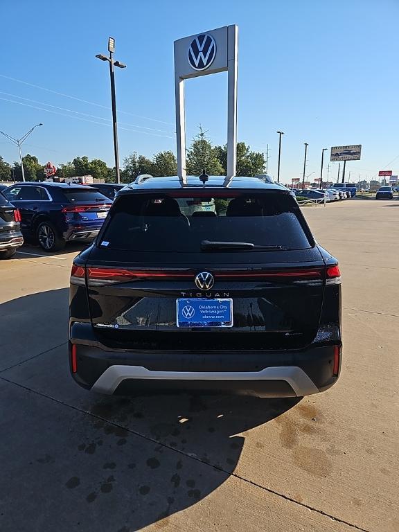 new 2025 Volkswagen Tiguan car, priced at $31,671