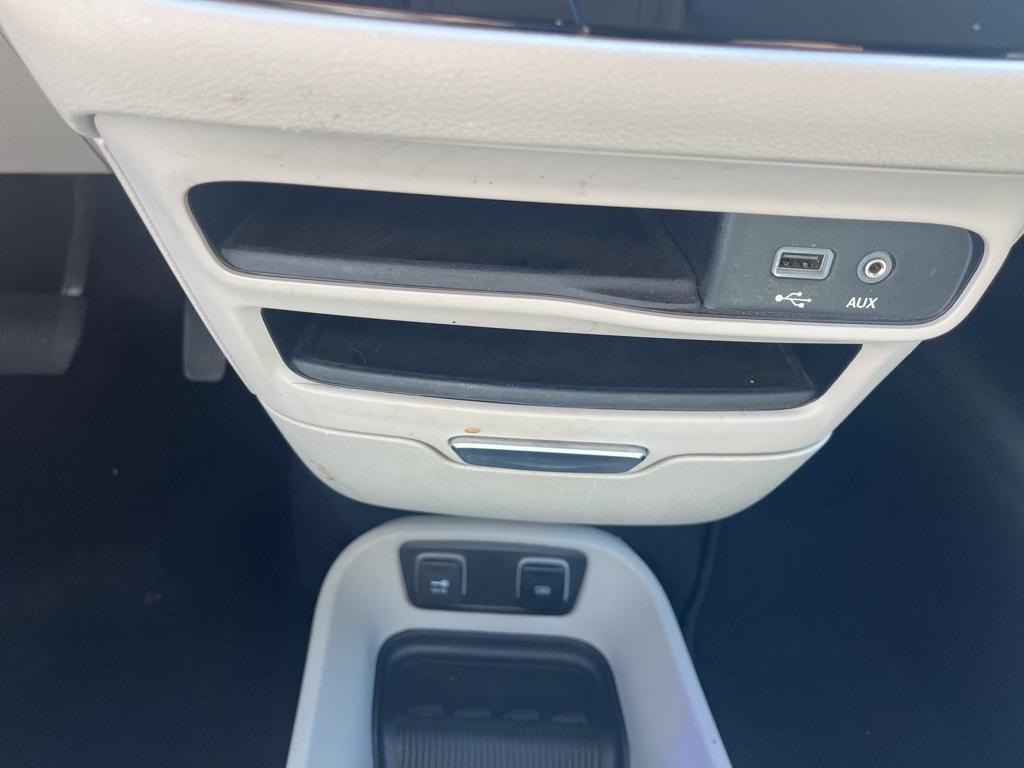 used 2020 Chrysler Pacifica car, priced at $14,500