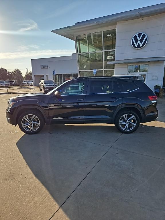 used 2021 Volkswagen Atlas car, priced at $20,999
