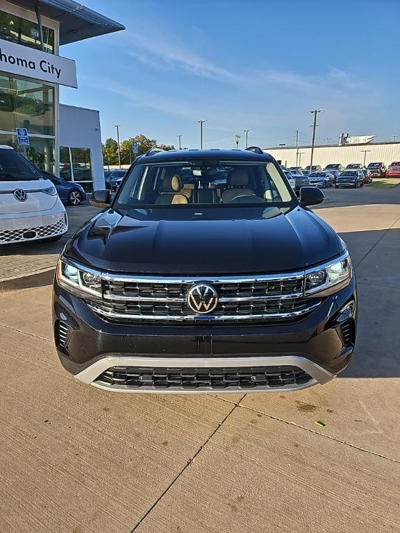 used 2021 Volkswagen Atlas car, priced at $20,999