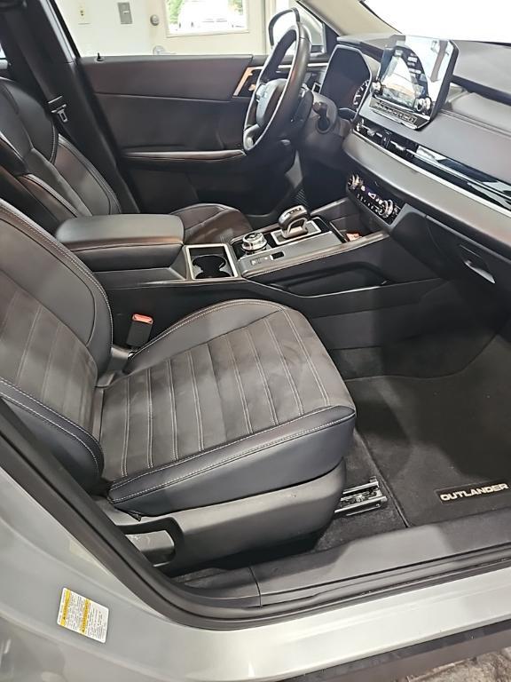 used 2024 Mitsubishi Outlander car, priced at $25,249