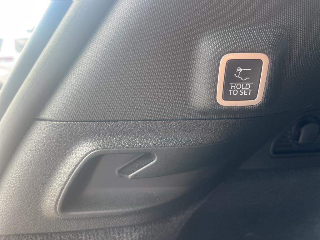 used 2022 Jeep Grand Cherokee car, priced at $32,500