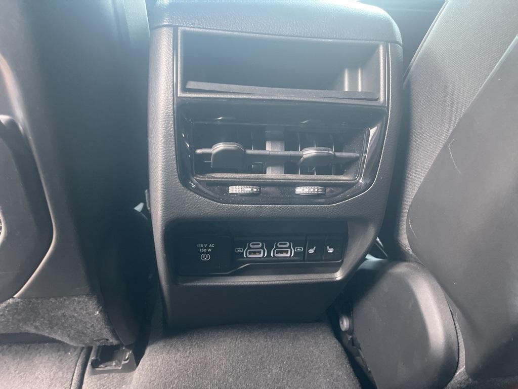 used 2022 Jeep Grand Cherokee car, priced at $32,500