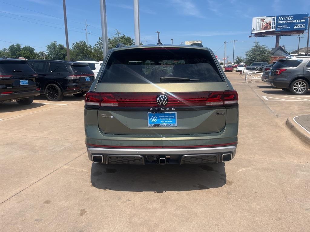 new 2025 Volkswagen Atlas car, priced at $43,327