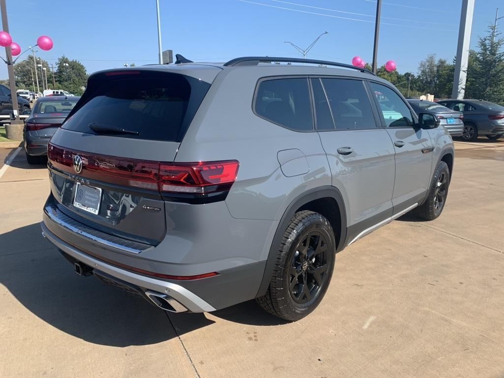 new 2025 Volkswagen Atlas car, priced at $49,531