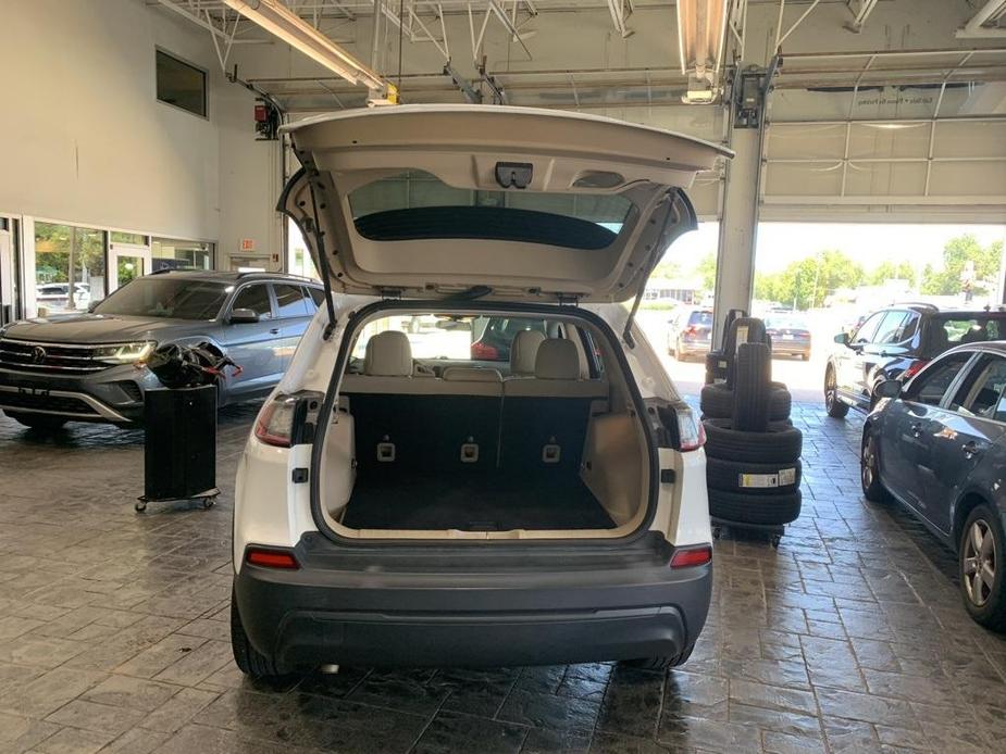 used 2019 Jeep Cherokee car, priced at $16,058