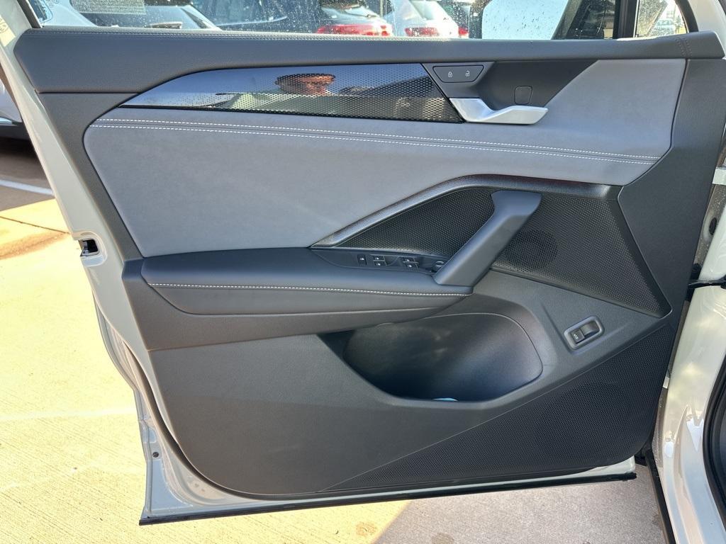 new 2025 Volkswagen Tiguan car, priced at $37,974