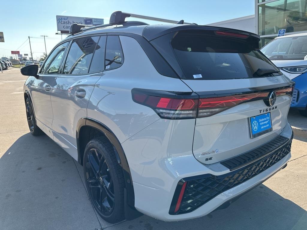 new 2025 Volkswagen Tiguan car, priced at $37,974