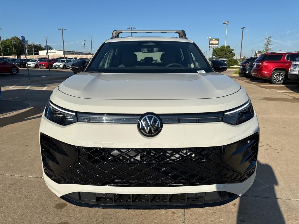 new 2025 Volkswagen Tiguan car, priced at $37,974