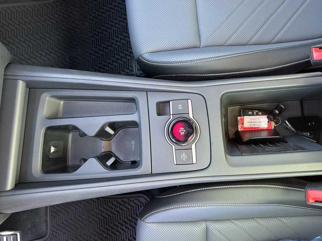 new 2025 Volkswagen Tiguan car, priced at $37,974