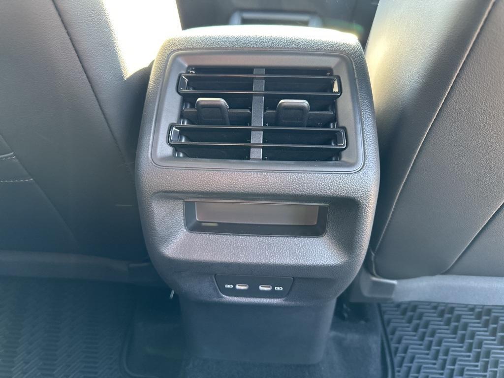 new 2025 Volkswagen Tiguan car, priced at $37,974