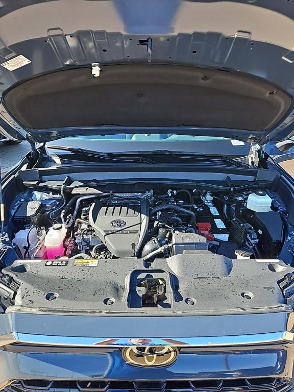 used 2025 Toyota Grand Highlander car, priced at $43,250