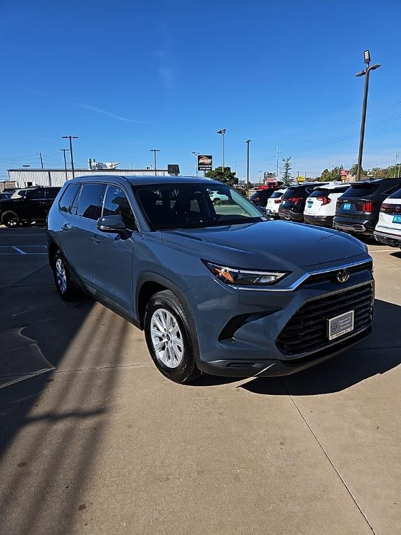 used 2025 Toyota Grand Highlander car, priced at $43,250