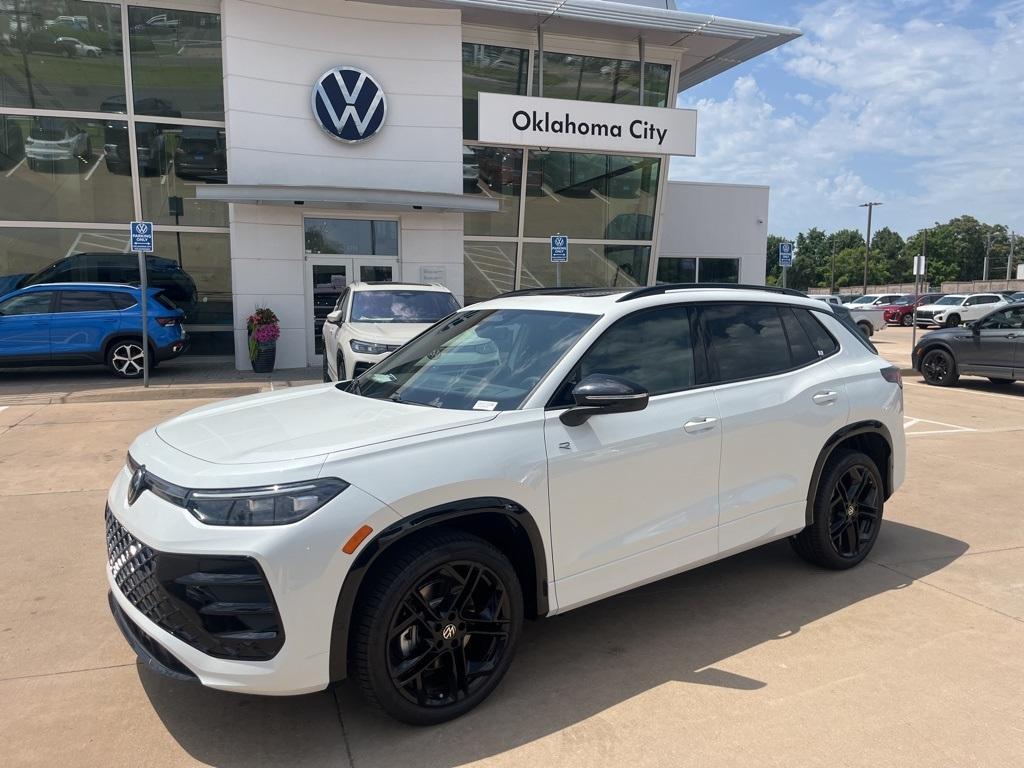 new 2025 Volkswagen Tiguan car, priced at $39,454