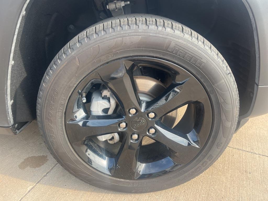 used 2024 Jeep Grand Cherokee car, priced at $38,500