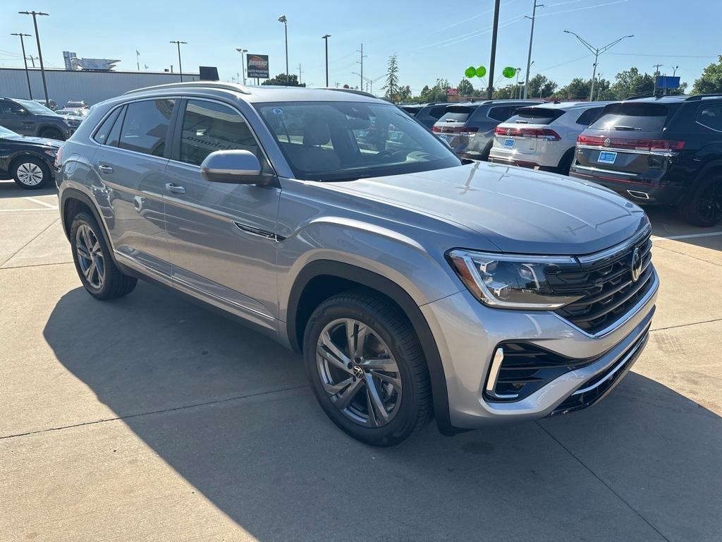 new 2024 Volkswagen Atlas Cross Sport car, priced at $47,099