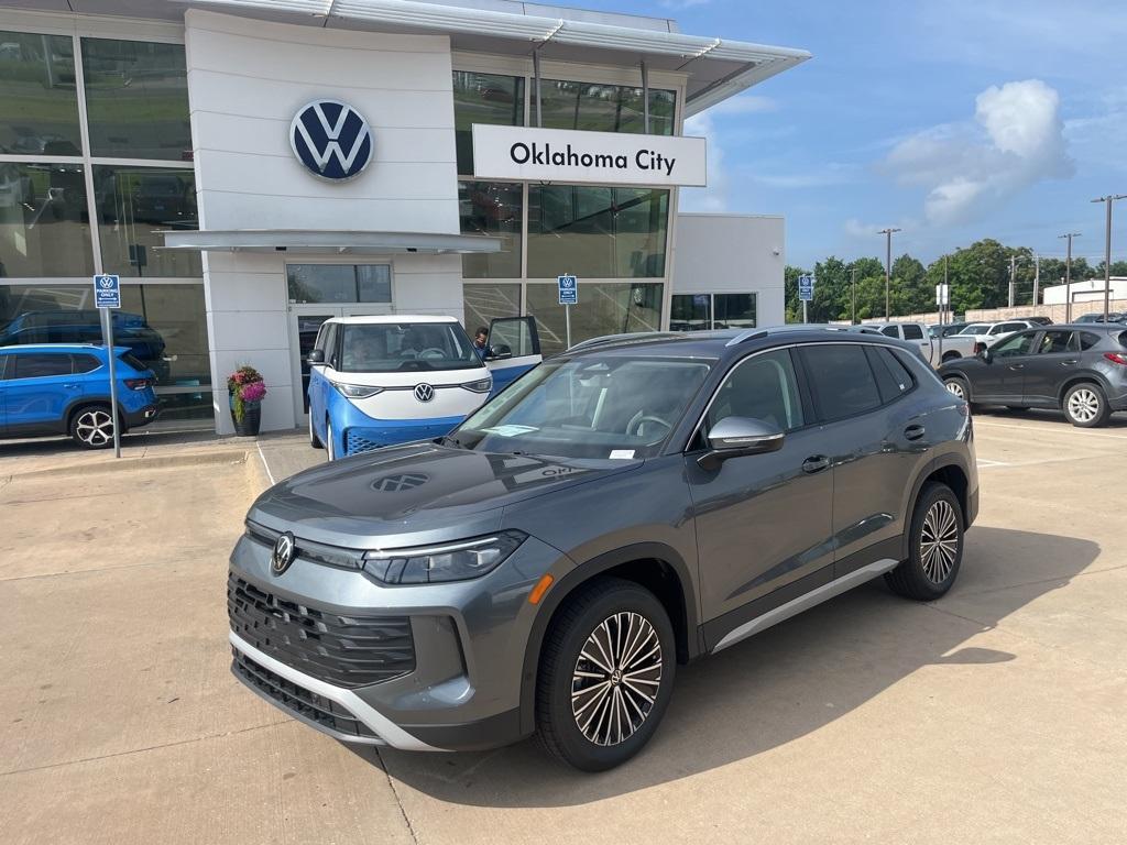 new 2025 Volkswagen Tiguan car, priced at $30,318