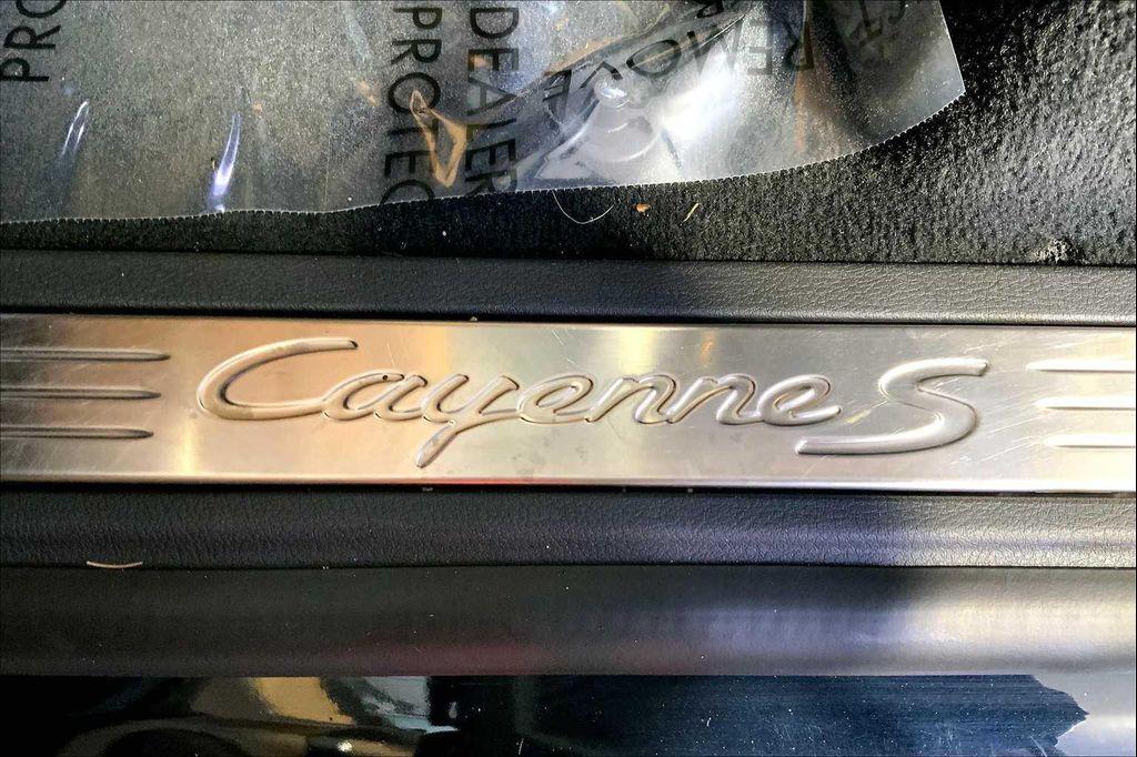 used 2018 Porsche Cayenne car, priced at $31,991