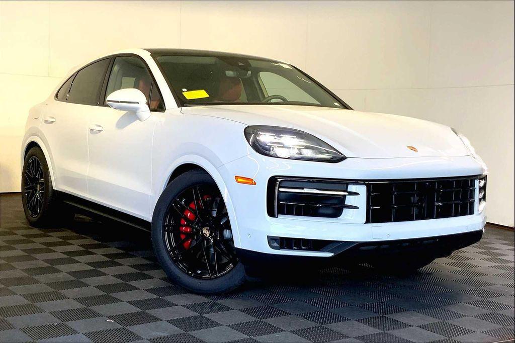 new 2025 Porsche Cayenne car, priced at $139,095