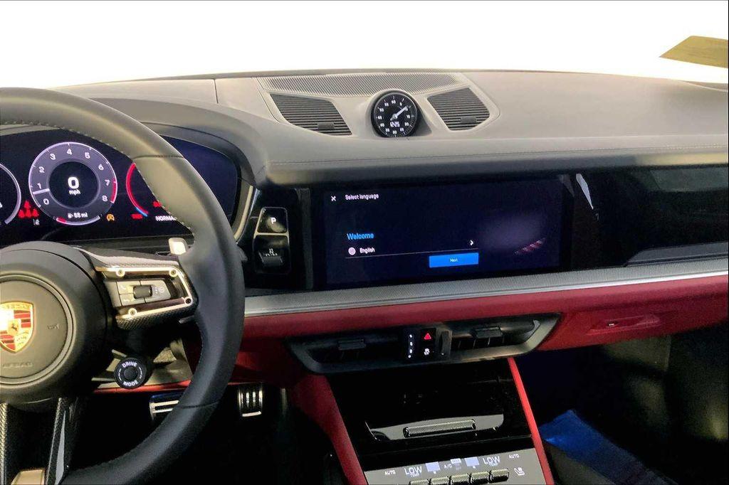 new 2025 Porsche Cayenne car, priced at $139,095