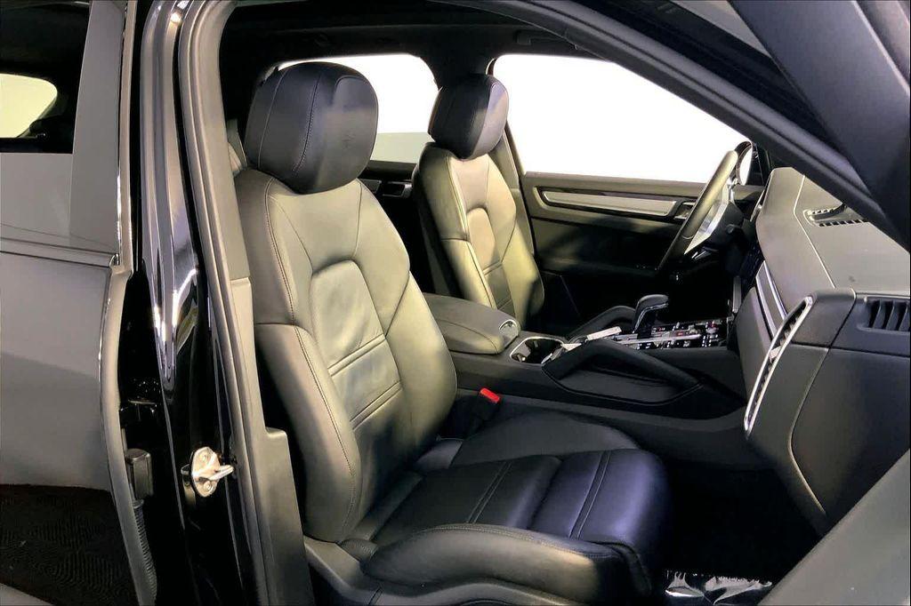 used 2022 Porsche Cayenne car, priced at $59,991