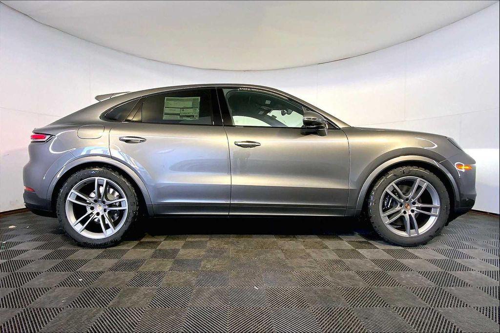 new 2025 Porsche Cayenne car, priced at $110,185